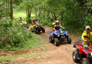  Escursione in quad con noleggio SSP